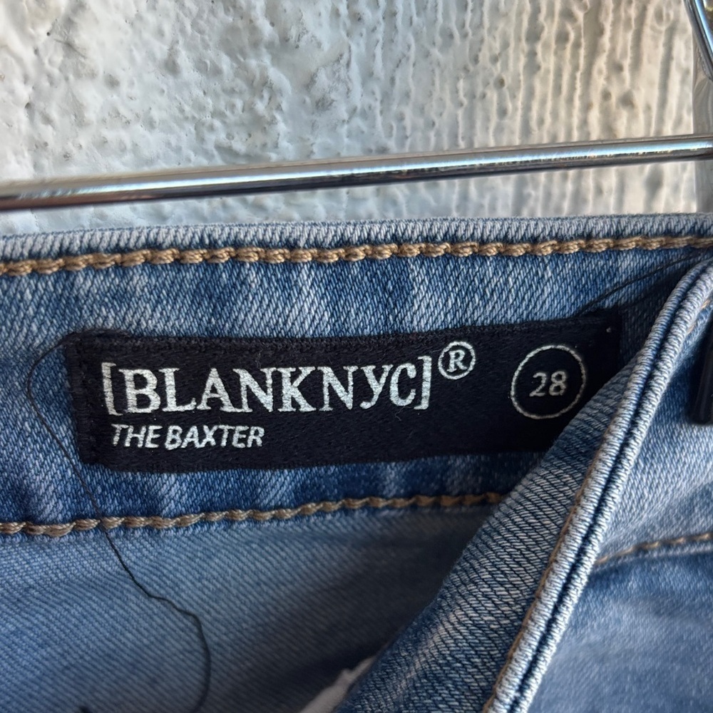 Blank NYC The Baxter Ribcage Straight Leg Distressed Blue Jeans sz 28 - Picture 2 of 8